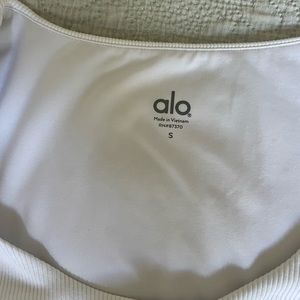 Alo yoga crop top/short top